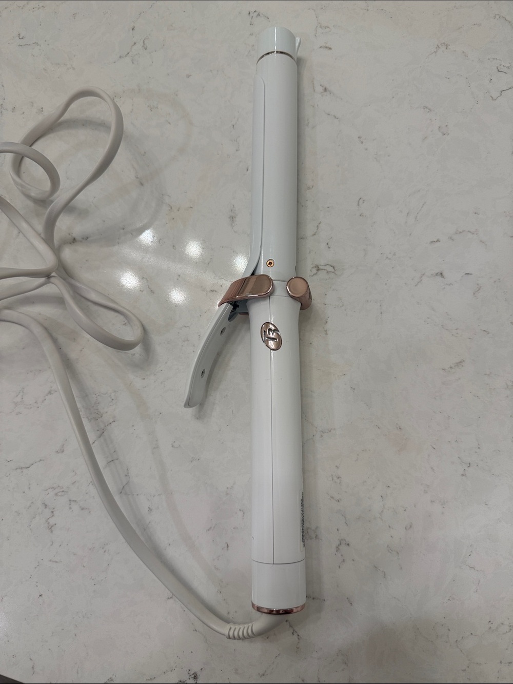 T3 White Curling Iron with Rose Gold Accents